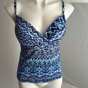 La Blanca blue multicolor 36D bra sized underwire tankini top
